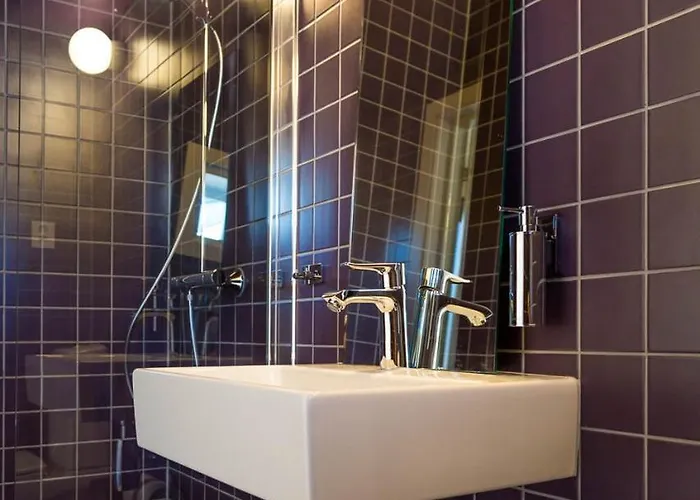 Semesteranläggning (resort) Holmen Lofoten