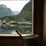 Holmen Lofoten Resort