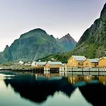 Resort Holmen Lofoten